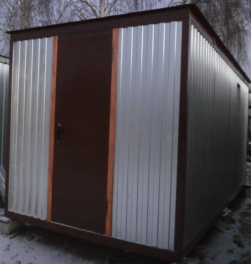 Баня р-р 5x2,4 на основе металлической бытовки — изображение 3